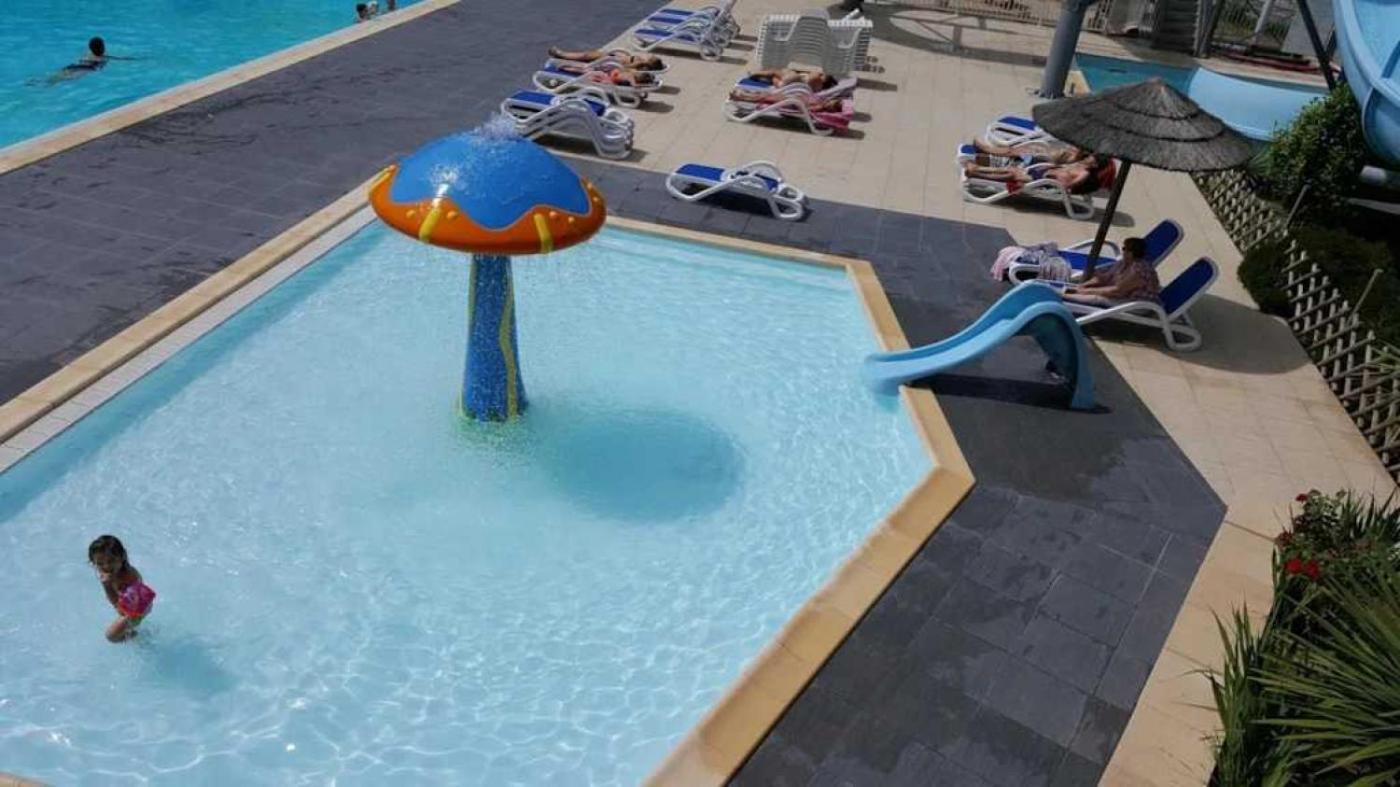 Camping 4 Etoiles - Piscine - Ccaaeai Ла-Боль-Эскублак Экстерьер фото